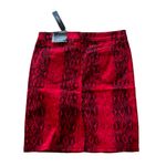 NWT MODERN FIT SNAKE PRINT SKIRT STRETCH RED SZ Photo 4