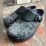 Klogs 🌻 Gray Size 7 Photo 10