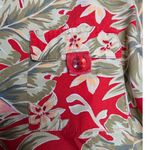 Sag Harbor Vtg 1990s Red Green Hawaiian Aloha Floral Print Button Up Top XL Photo 2