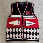 Vintage Nebraska Football Cornhuskers Sweater Vest argyle black white red button Size M Photo 0