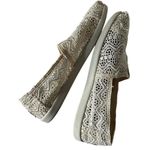 BOBS Skechers Crochet Slip On Shoes Floral Lace Labyrinth Natural Women's Size 7 Tan Photo 11