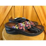 Bzees  Floral Desire Sandals Women's Size 11M Photo 2