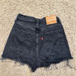 Levi's black levi jean shorts Photo 1