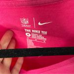 Nike NFL NY Giants Breast Cancer Awareness Tee
Pink short sleeve t-shirt M Photo 3