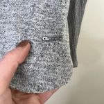 Abercrombie & Fitch Ribbed Sleeve Curve Hem Heather Gray Crewneck Long Sleeve Photo 4