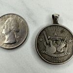 Vintage 2002 Tennessee US State Musical Heritage Quarter Coin Pendant Silver Photo 1
