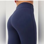 Outdoor Voices NWT Kick Flare Ribbed Leggings Navy Size XXS/00-0 Photo 1