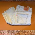 Levi Strauss Co 501 Original Fit Light Wash Denim Button Fly Jeans Women W32 L26 Blue Size 32 Photo 2