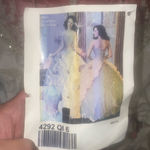 Gown Size Unknown Off Photo 10