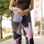 UNTITLED IN MOTION Purple Floral Intuition Tie Closure Trouser Pants size Small Blue Photo 0