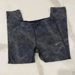 Nike  Essential Running Tight Crop Length Legging Womens Small 799814 010 Dri-Fit Photo 1