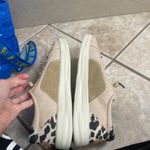 Hey Dude  Karina nwot Loafers Shoes Women's Size 9 Tan Canvas Zebra Print Slip On Photo 9