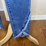 Liverpool  Abby Frayed Tulip Crop Skinny Jean, Size 2/26” Photo 3