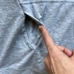Fabletics Women’s Gray V-Neck Oversized Sweatshirt Hoodie Sz XS Kangaroo Pocket Photo 3