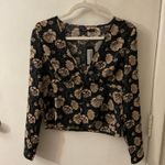 Nasty Gal  Nothing Bud Flowers Cropped Floral V-Neck Button Up Blouse 6 Prints Photo 2