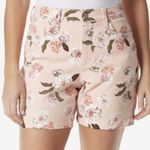 Gloria Vanderbilt Amanda Pink Floral Jean Shorts Photo 0