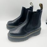 Dr. Martens  2976 Smooth Leather Chelsea Boots Quad Black Size 7 Photo 2