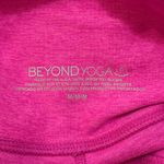 Beyond Yoga  neon bright pink 7/8th leggings women’s size medium Photo 5