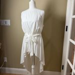 Sachin + Babi  High Low Patterned Tunic Top w belt Size large White Pattern Photo 2