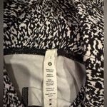 Lululemon  size 2 yoga pants! Photo 4