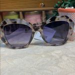 Max edition 😎😎😎BOGOHO 😎😎😎 Tortoise Shell Sunglasses-NWT Photo 6