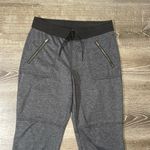 Athleta Womens M Flux Street Jogger Charcoal Grey Heather 4 pockets, ankle zip Photo 1