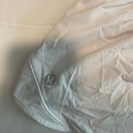 Lululemon Hotty Hot Short 2.5” White Photo 1