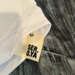 White Short Sleeve T Photo 2