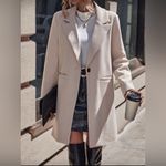 Elegant Cream Women's Coat Size M Photo 2