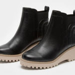 Dolce Vita Riella black wedge ankle booties size 7.5 Photo 0