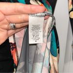 Lime n Chili  Navy w/Floral Top Women’s Medium Photo 5