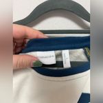 Cinch Women’s  Crewneck Size Large Photo 2