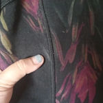 Lululemon scuba black n pink flower full zip jacket size 6 Photo 5