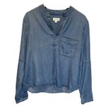 Evereve  Chambray Long Sleeve Popover Top - size Medium Photo 1