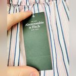 Abercrombie & Fitch Off the Shoulder Top - Size XS NWT Photo 7