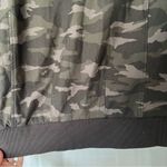 Athleta  Farrallon camo crewneck sweatshirt size small Photo 8