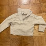 Universal Threads Quarter Zip Pullover Photo 2