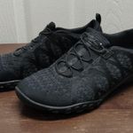 Skechers  Women's Size 8.5 Black Breathe Easy Fortune Knit Slip-On Sneaker Shoes Photo 0