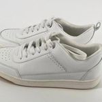 Stylish White Sneakers Photo 3