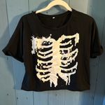 Black Skeleton Graphic Crop T Photo 0