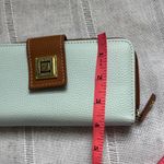 Stone Mountain NWOT Egg Shell Blue Pebbled Wallet Photo 10