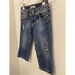 Vigoss Denim Jean Capri Size 3 Distressed Blue Denim Embroidery Pockets Photo 2