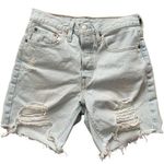 Levi's 501 Womens Size. 26 Light Blue Distressed Wash Cut off Jean Shorts EUC Photo 0