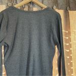 Old Navy  Maternity Gray Ribbed Long Sleeve Henley Size Large Photo 12