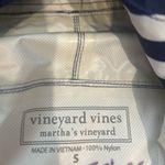 Vineyard Vines  Raincoat Photo 1