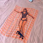 Champion New  Retro Peach Skater girl Graphic Tee large Photo 3