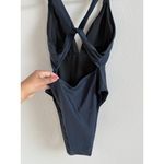 Cupshe  One-Piece Cut Out Cross‎ Back Deep V-Neck Ruched High Cut Navy Medium NEW Photo 10