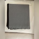 Lululemon Vinyasa Scarf Rulu Black Gray Snap Closure Photo 4