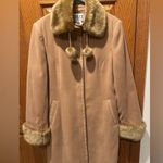 Dolce Collection Faux Fur Trim Coat Women’s dress Coat Embroidered Size Medium Tan Photo 0