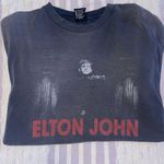 Elton John  Photo 1